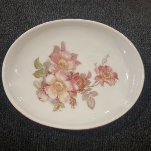 Antique dish Gerald Porzallan